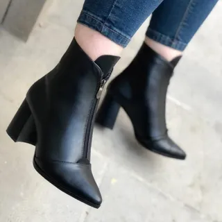 بوت پاشنه دار