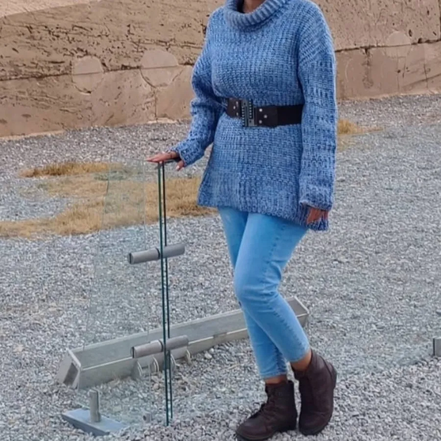 بافت و شلوار و نیم بوت