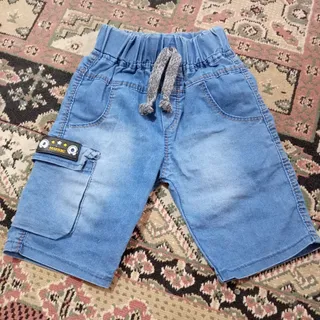 شلوارک بچگانه