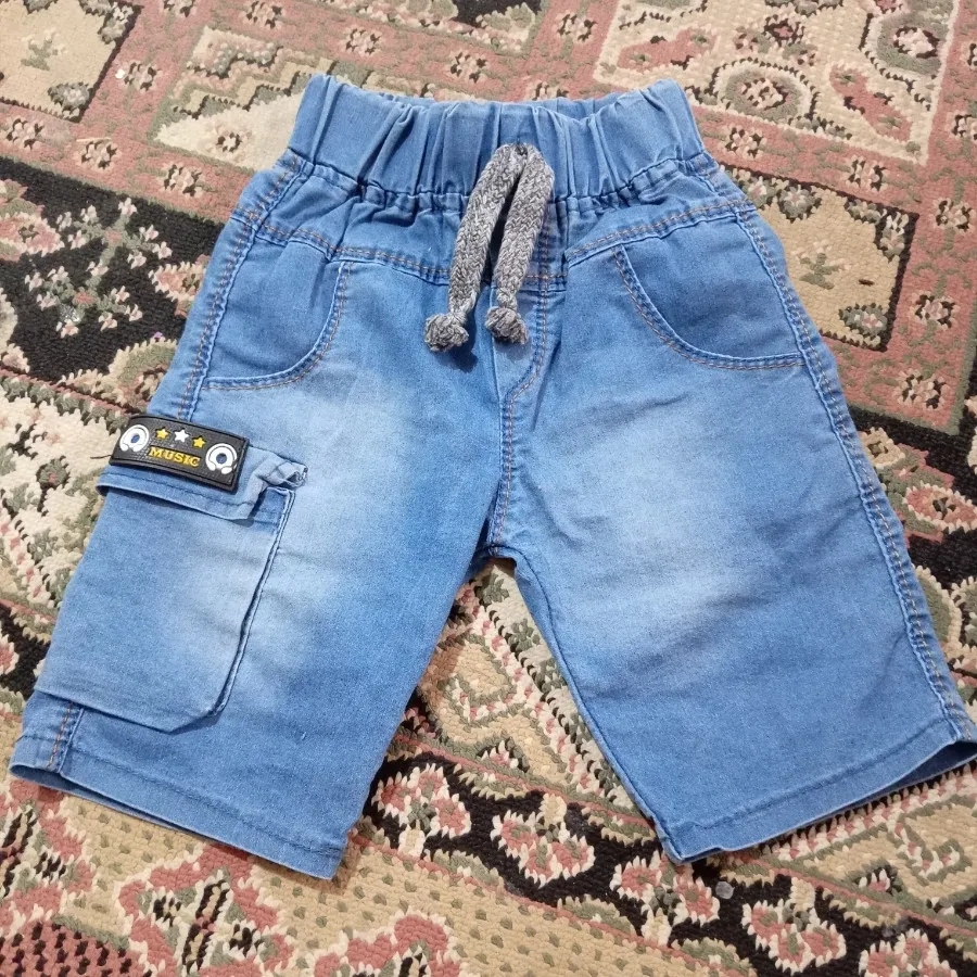 شلوارک بچگانه