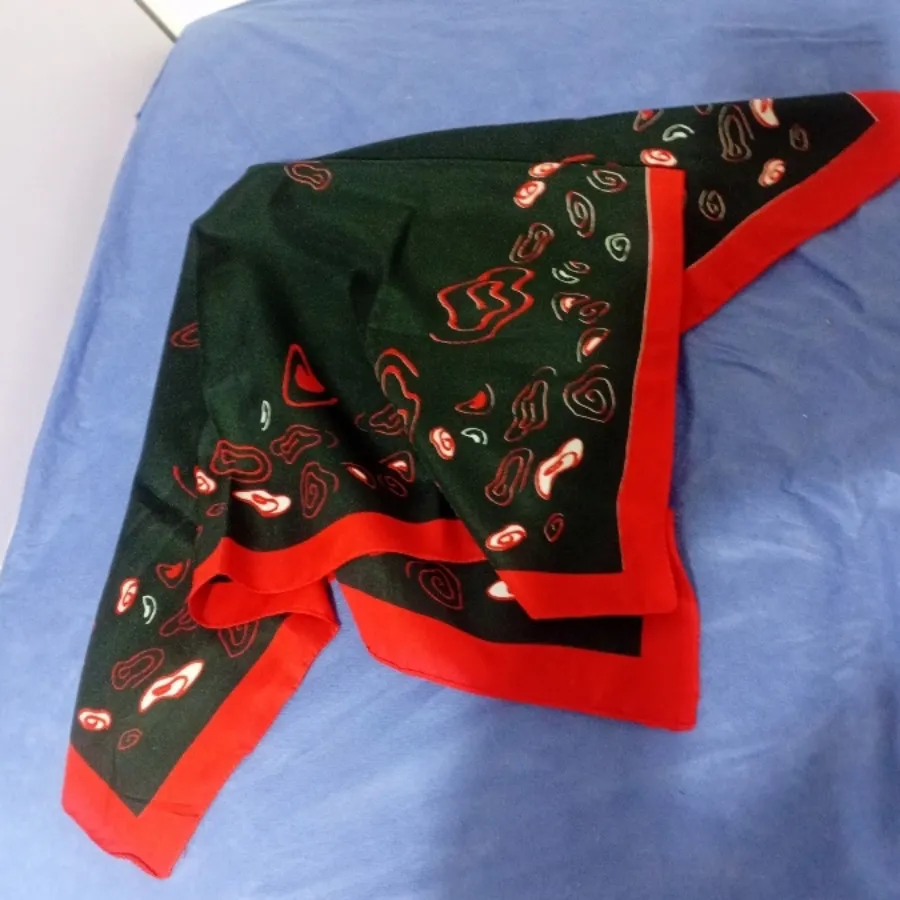 اسکارف ایتالیایی