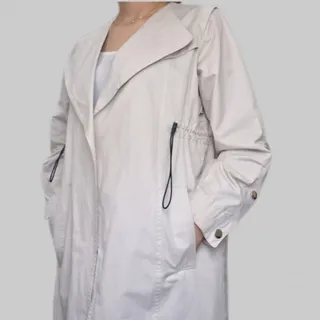 ترنچ کت بلند کرم روشن