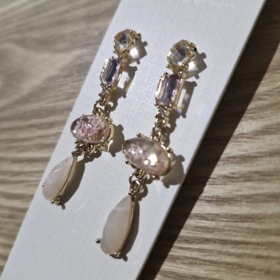 گوشواره اروپایی iam