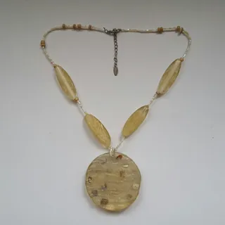 گردنبند اچ دوبین