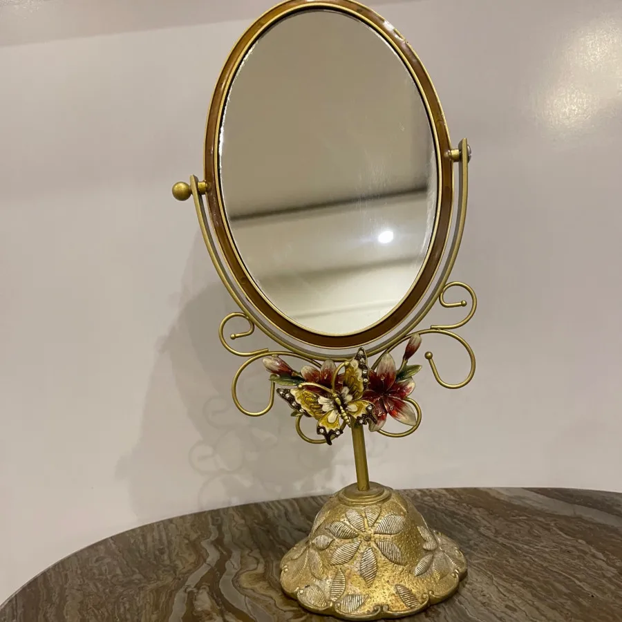 آینه رومیزی