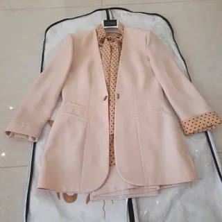 کت و شلوار و تاپ برند