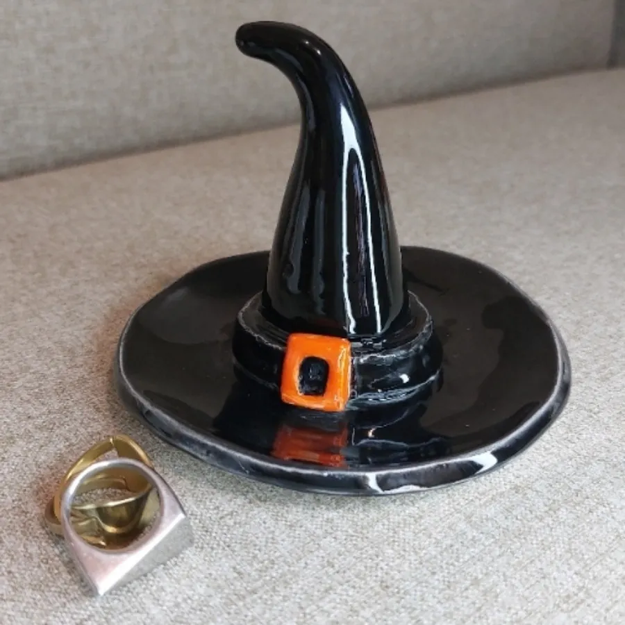 جاجواهری کلاه جادوگر