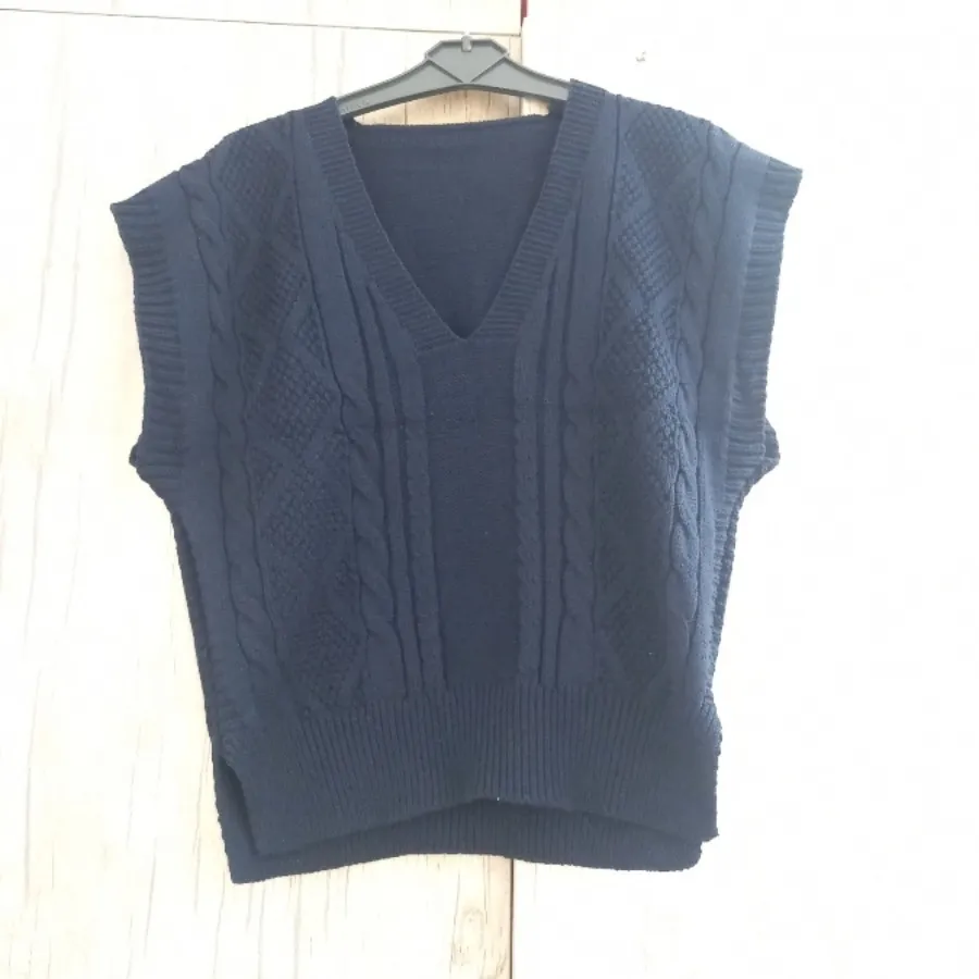 وست سرمه ای