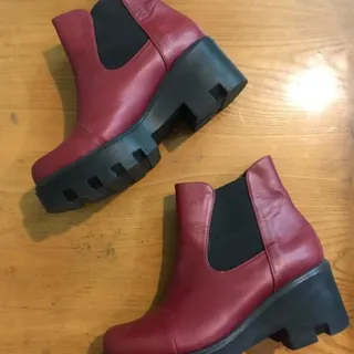 بوت زنانه، دخترانه
