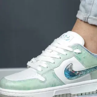 کفش نایک هولوگرامی