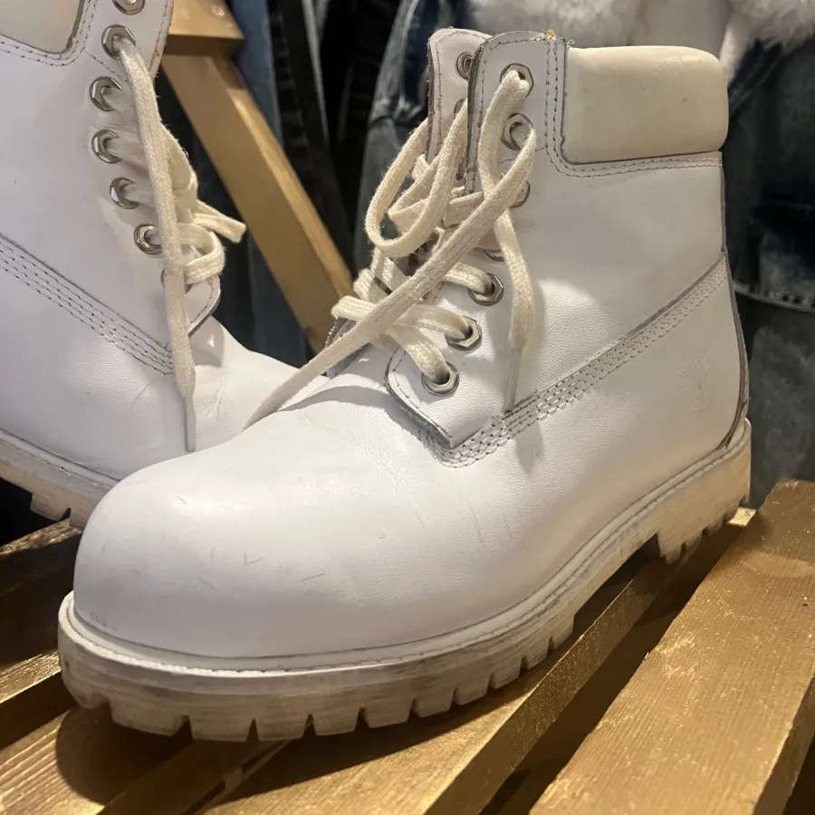 تیمبرلند سفید