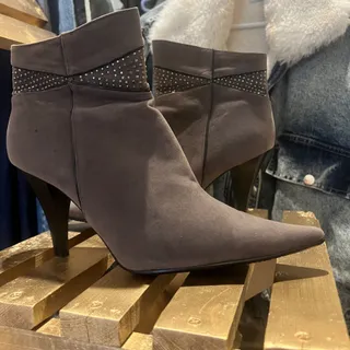 بوت ایتالیایی