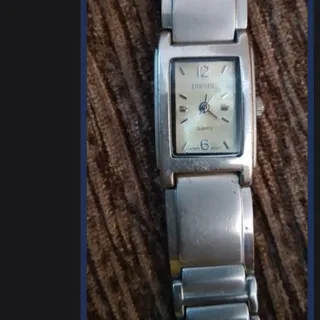 ساعت مچی دیزل زنانه قدیمی