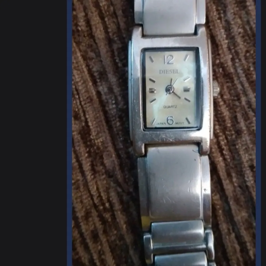 ساعت مچی دیزل زنانه قدیمی