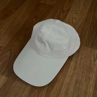 کلاه کتان سفید