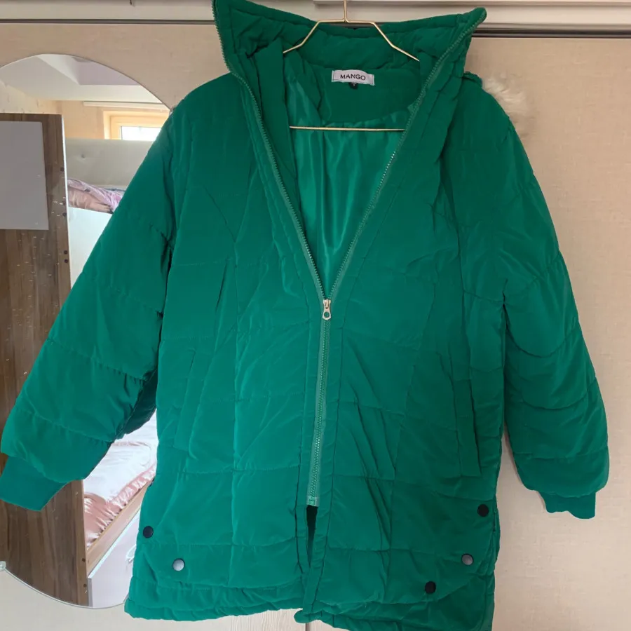 کاپشن طرح منگو