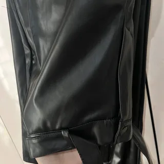 شلوار بگ چرم