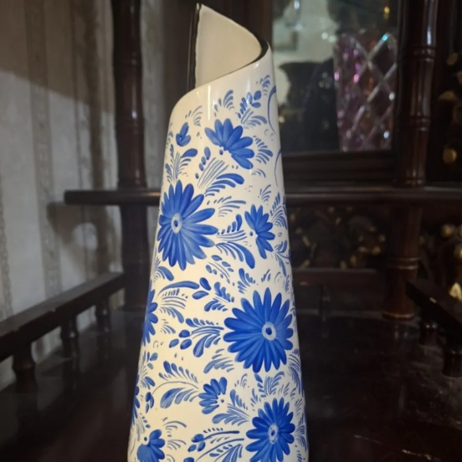 گلدان سرامیکی قدیمی