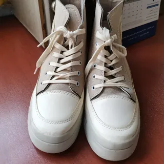 بوت دخترانه آل استار