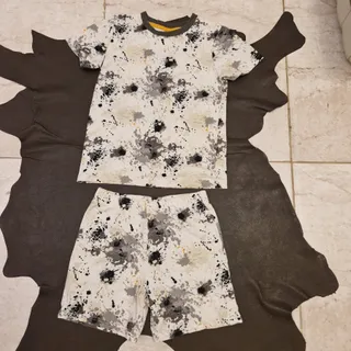 3 تیشرت و شلوارک پسرونه