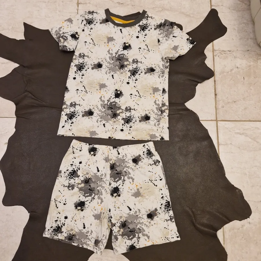 3 تیشرت و شلوارک پسرونه