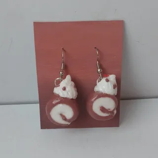 گوشواره رولت خامه ای