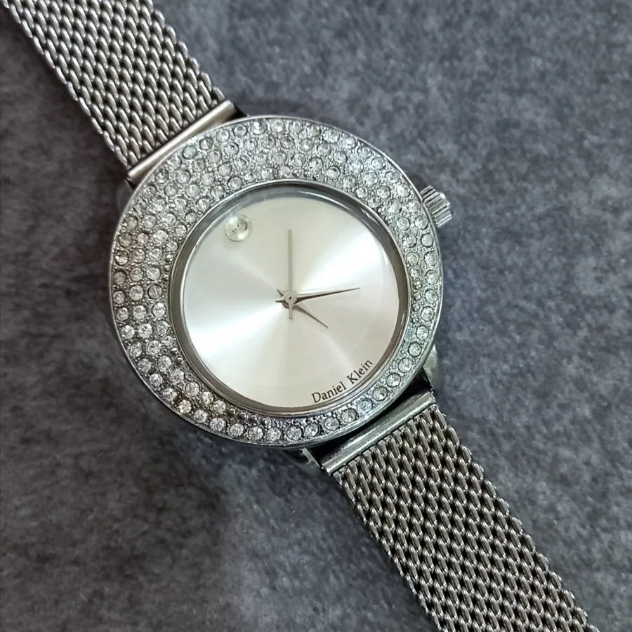 ساعت دنیل کلین