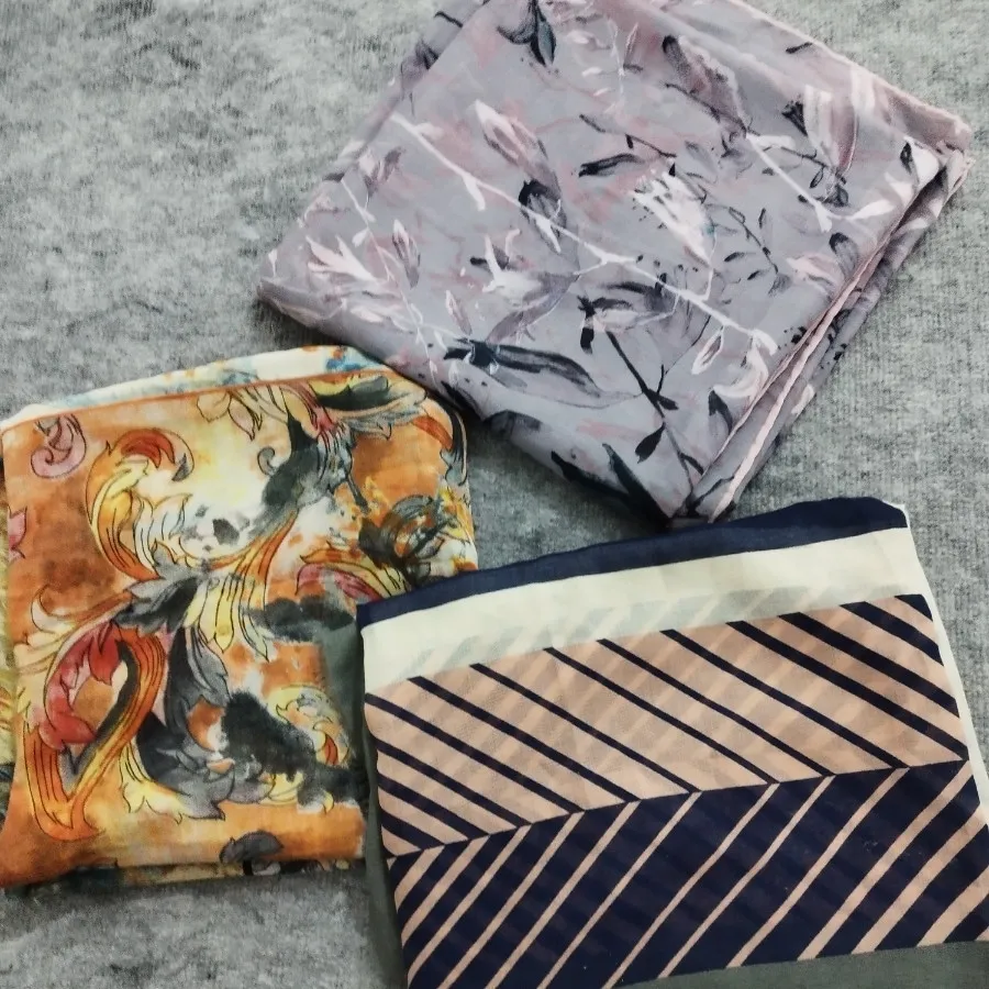 روسری های زنانه