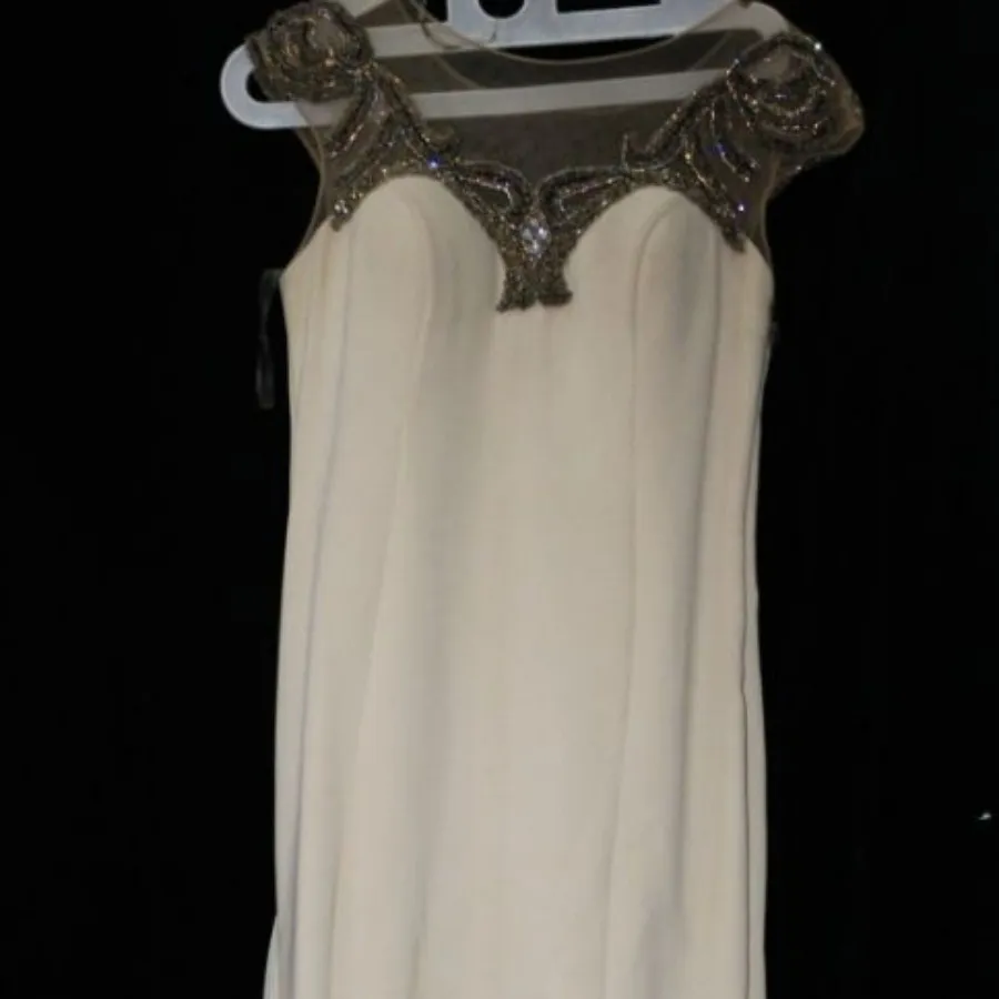 پیراهن مجلسی زنانه