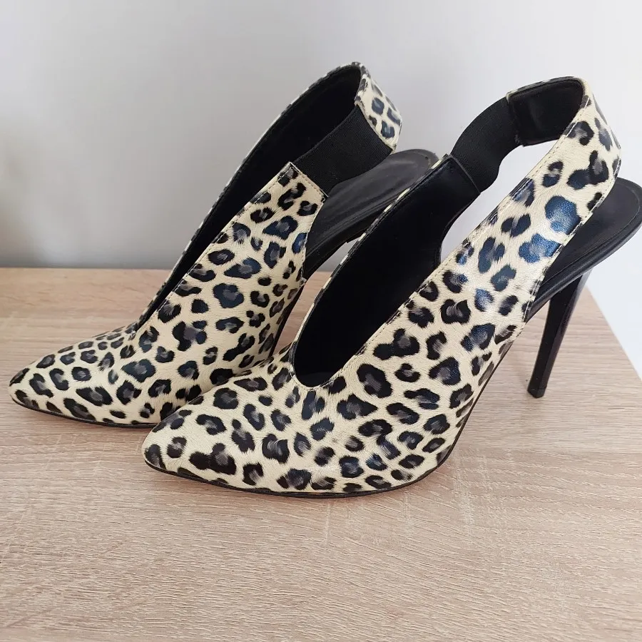 کفش پاشنهبلند زنانه پلنگ