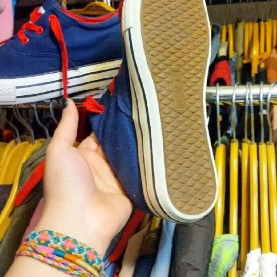 الستار لژدار