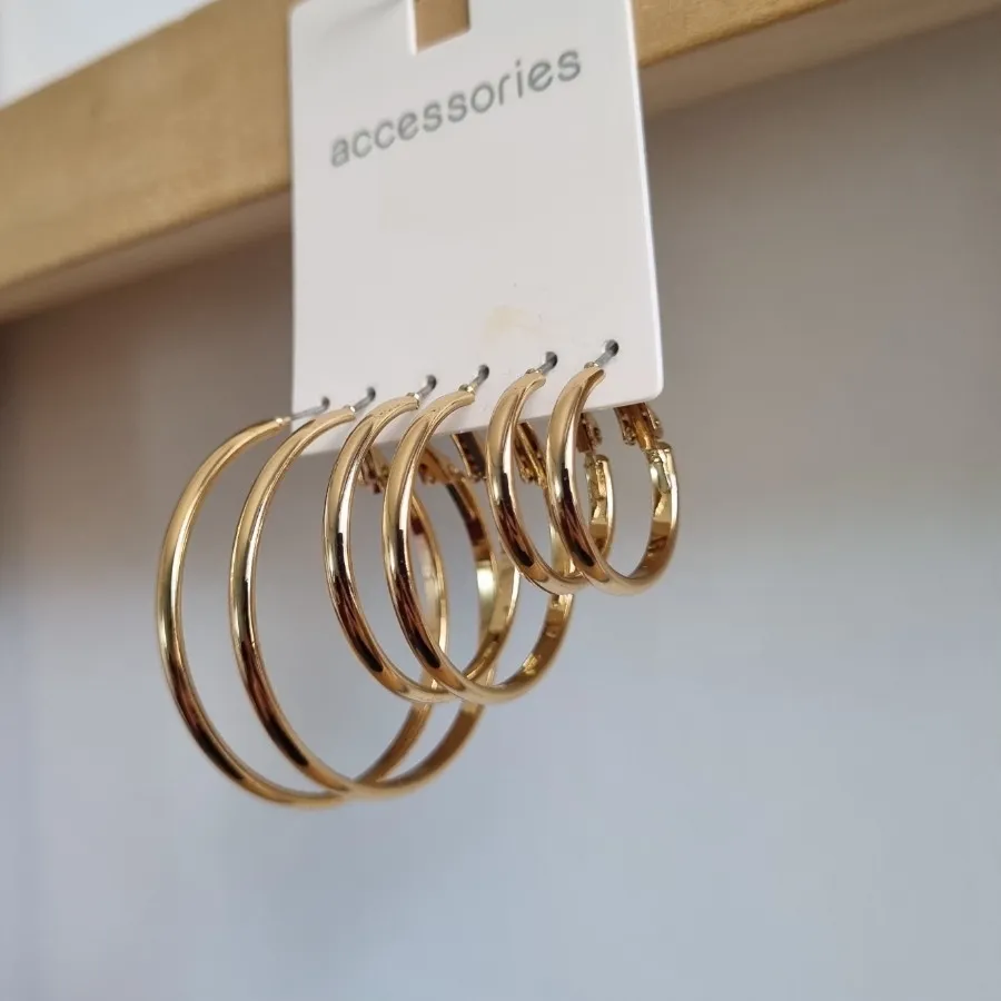 گوشواره حلقه ای