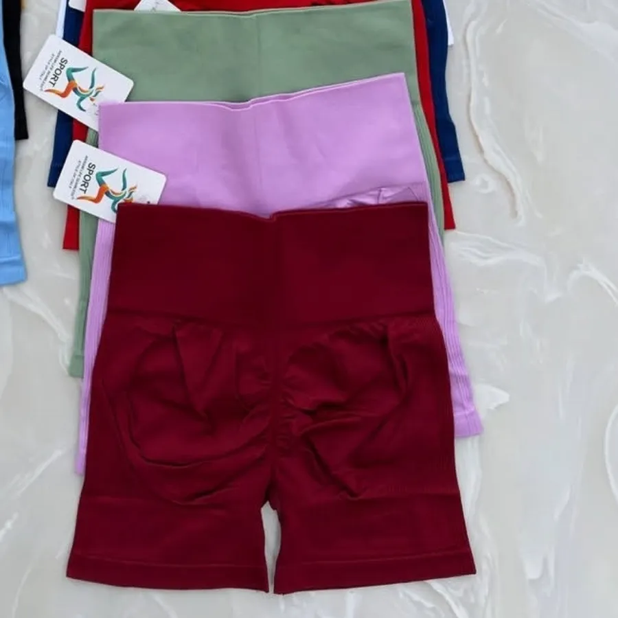 شورتک ورزشی