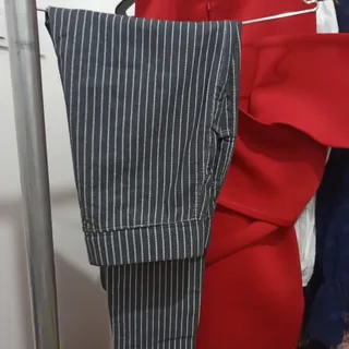 تعدادی لباس