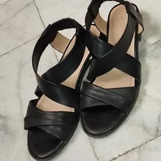 صندل دخترانه