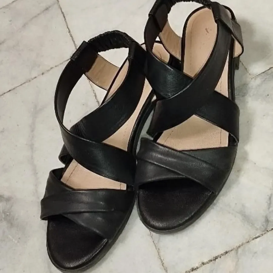 صندل دخترانه