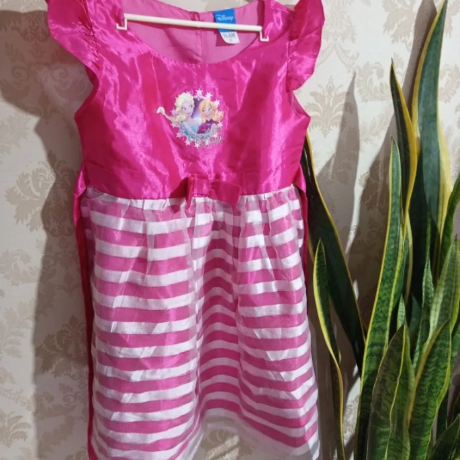 سارافون دخترانه