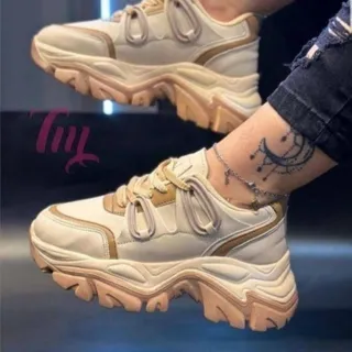 کتونی گوشواره ای