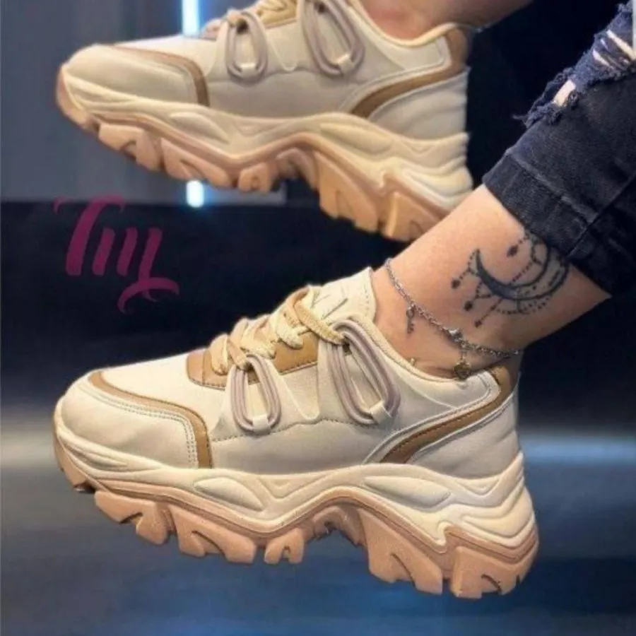 کتونی گوشواره ای