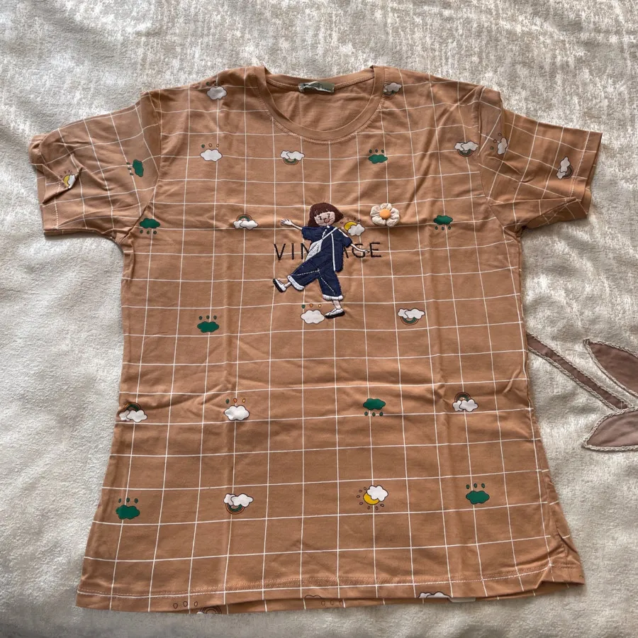 تیشرت زنانه