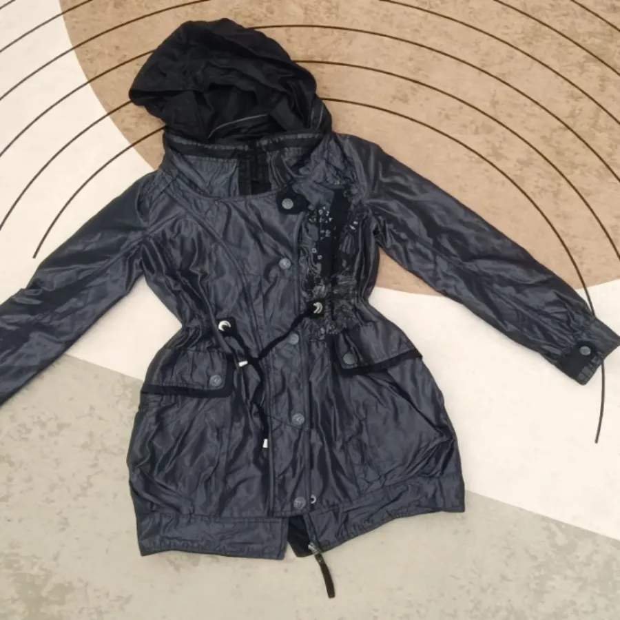 کاپشن کره ای مشکی نوی نو