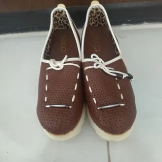 کفش راحتی کاملا نو