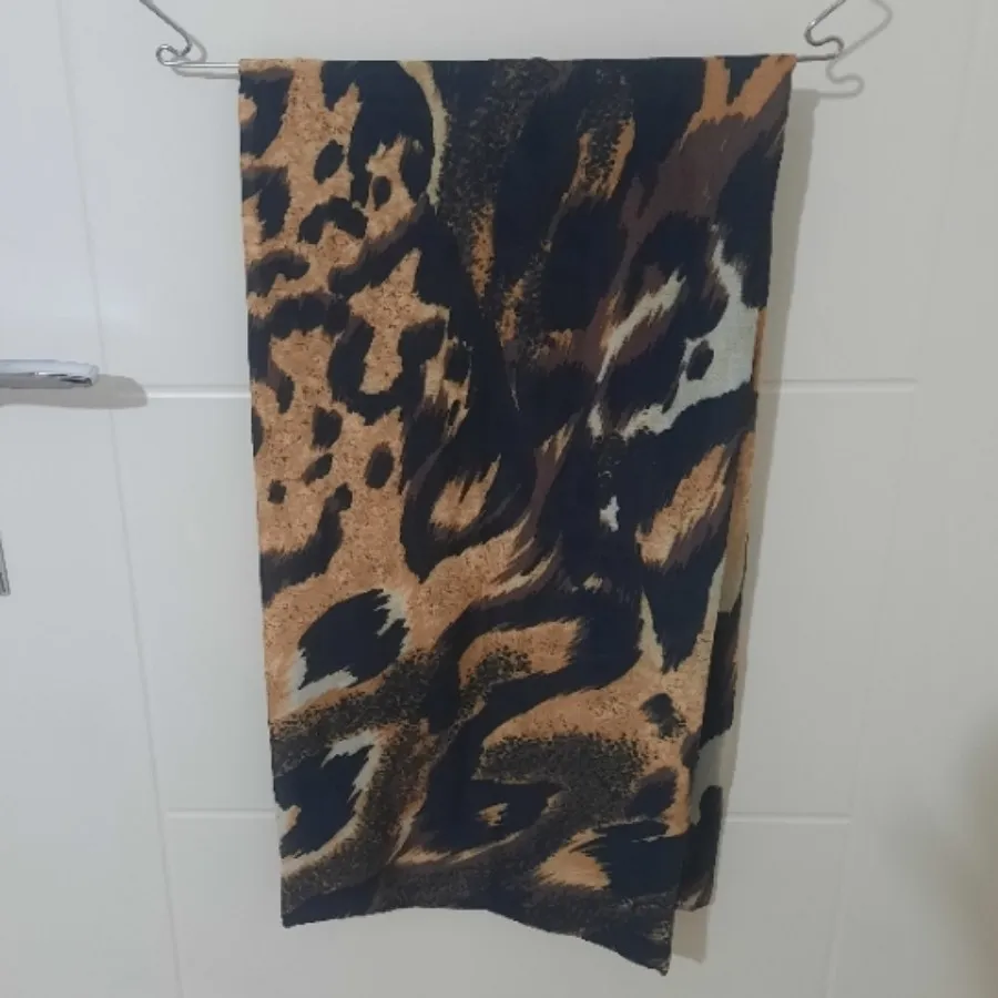 روسری پلنگی