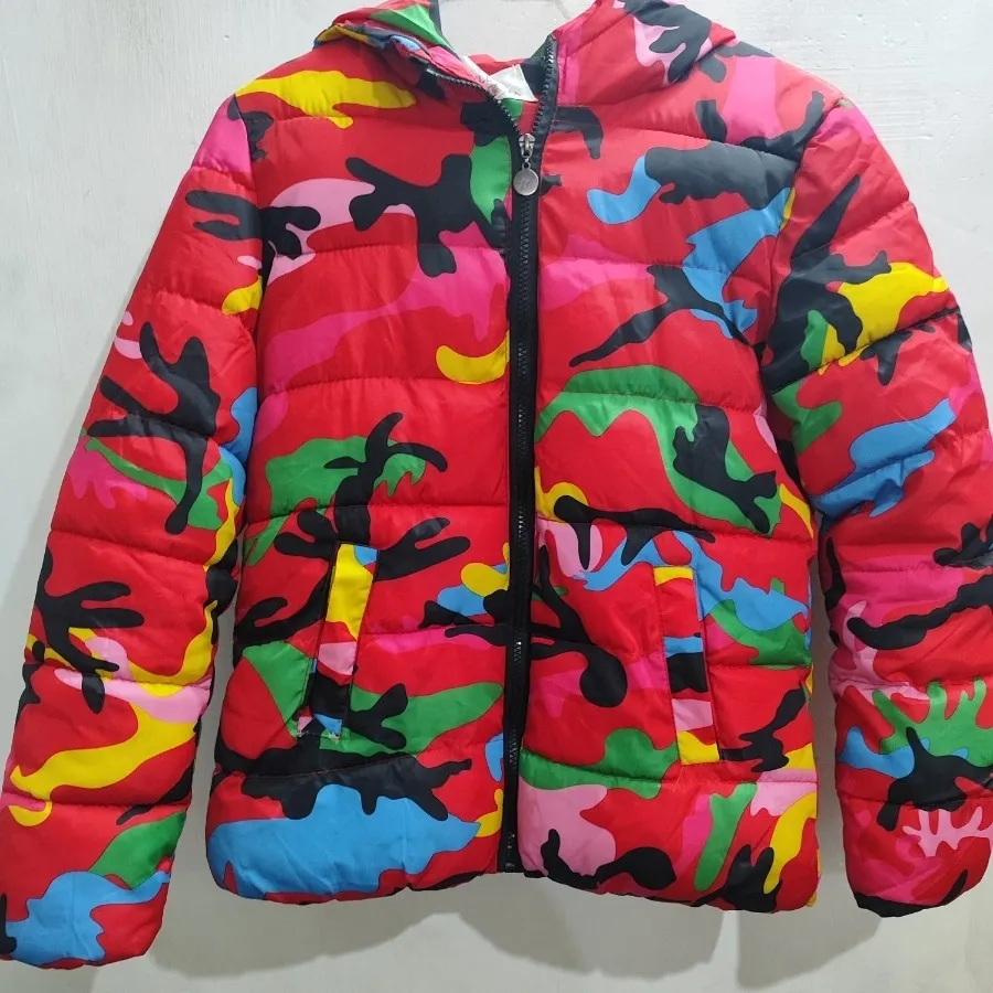 کاپشن کلاه دار