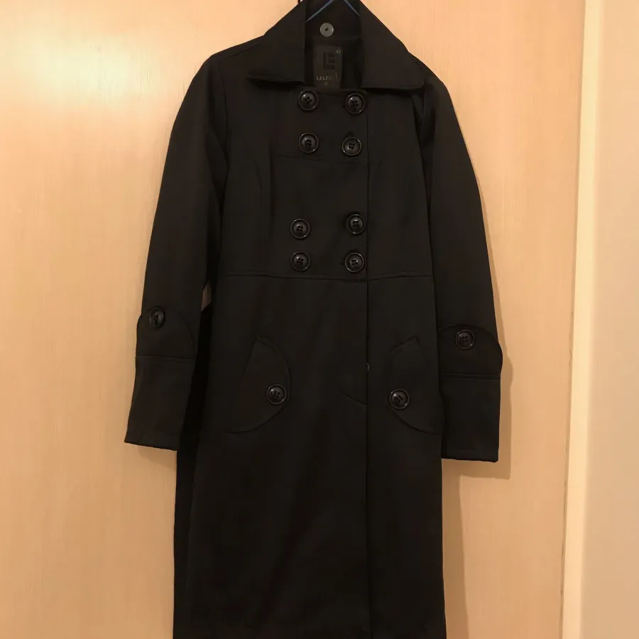 بارونی زنانه istavi