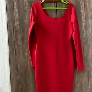 پیراهن قرمز