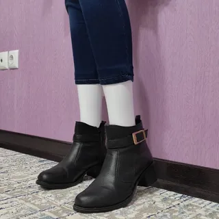 نیمبوت سگک دار سایز 39