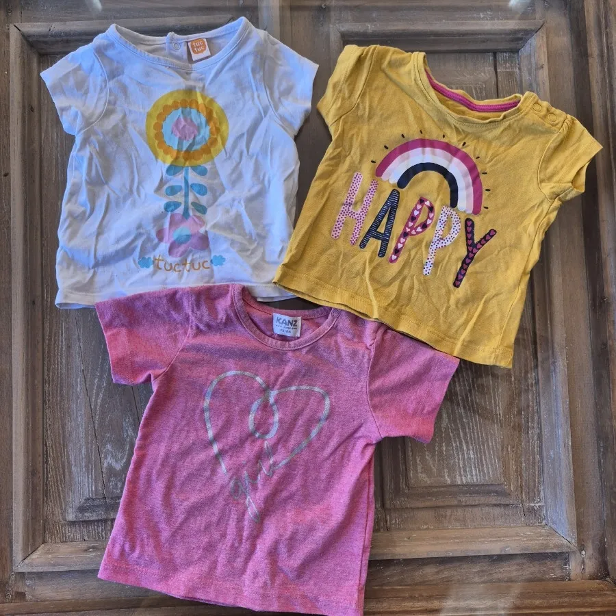 سه تا تی شرت