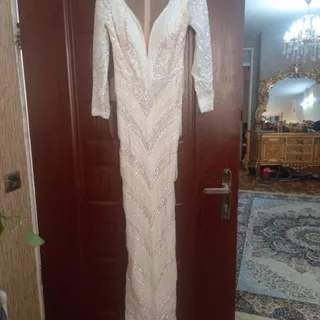 لباس سفید شاین دار