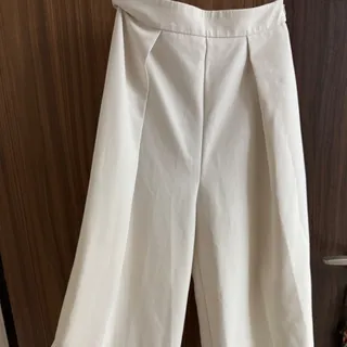 شلوارک سفید مدل دامنی s